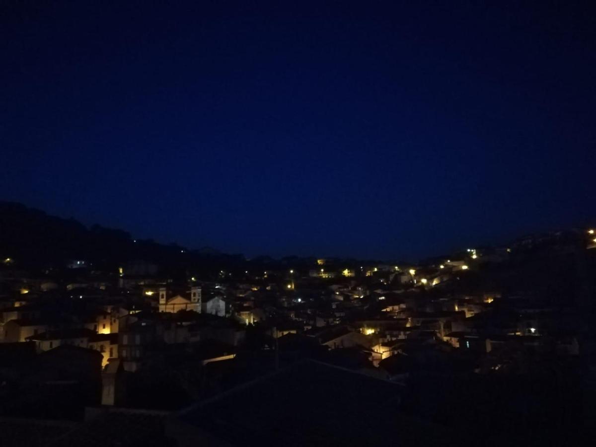Deiana Panzió Santu Lussurgiu Kültér fotó