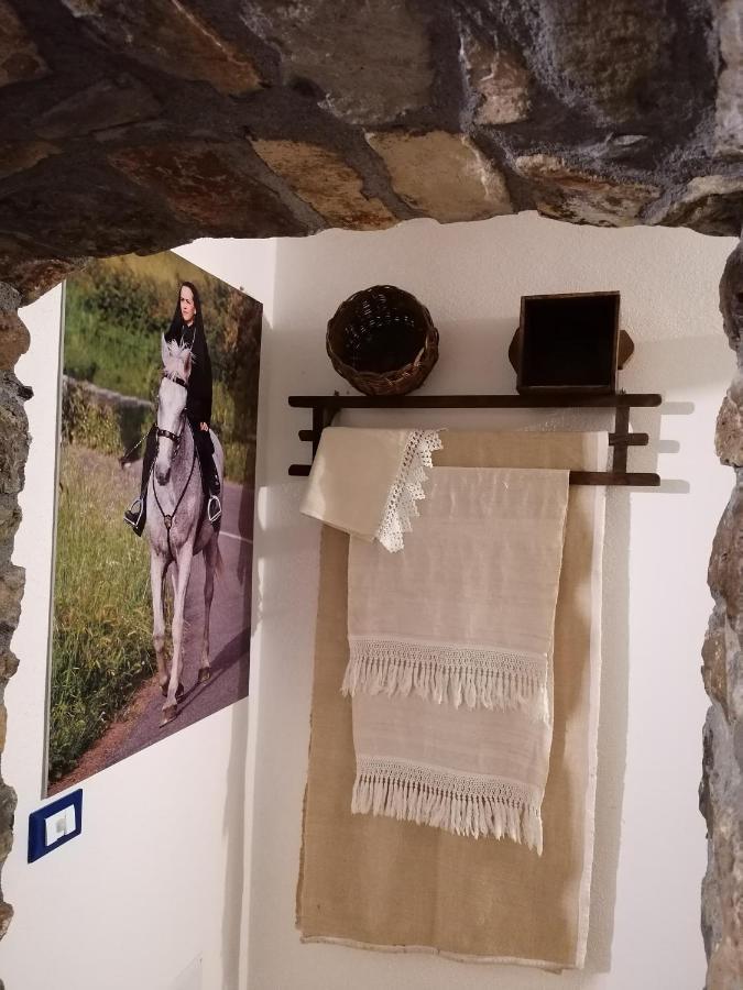 Deiana Panzió Santu Lussurgiu Kültér fotó